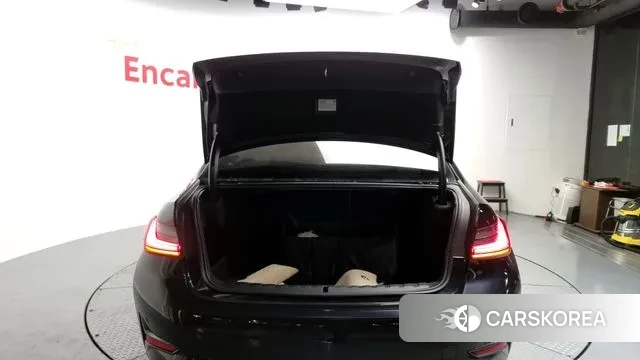 BMW 3 Series (G20) id 3422237 из Кореи 11