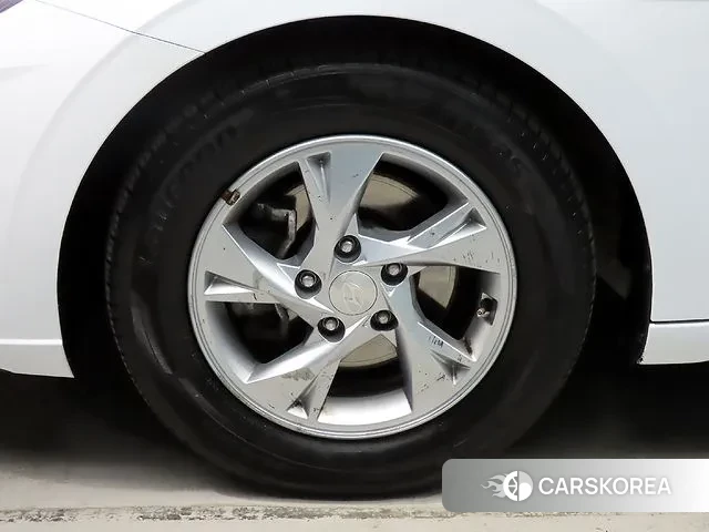 Hyundai Avante (CN7) id 3054058 из Кореи 11