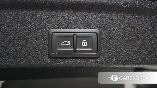 Audi Q3 (F3) id 3477952 из Кореи 11