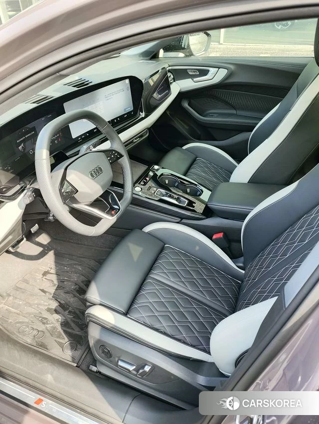 Audi A5L id 4258211 из Китая 11