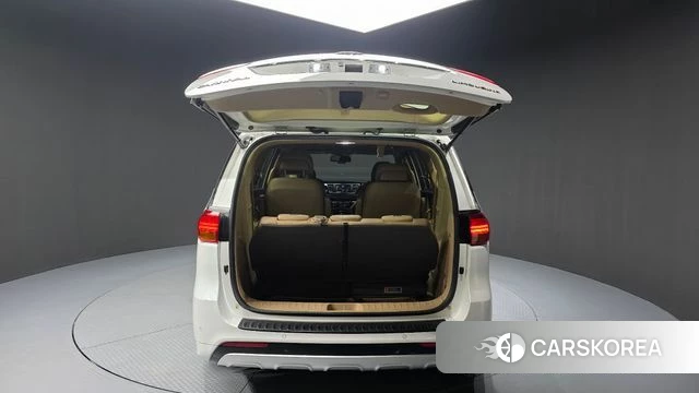 Kia All New Carnival id 4543783 из Кореи 11