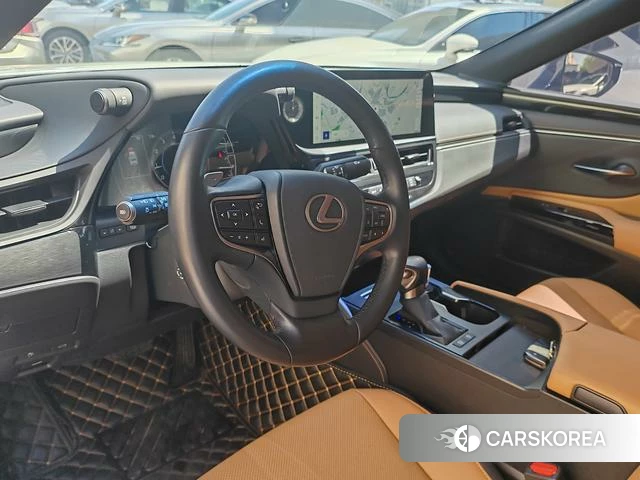 Lexus ES id 4307197 из Китая 11