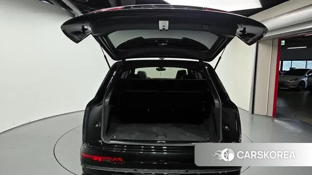 Audi Q7 (4M) id 3053281 из Кореи 11