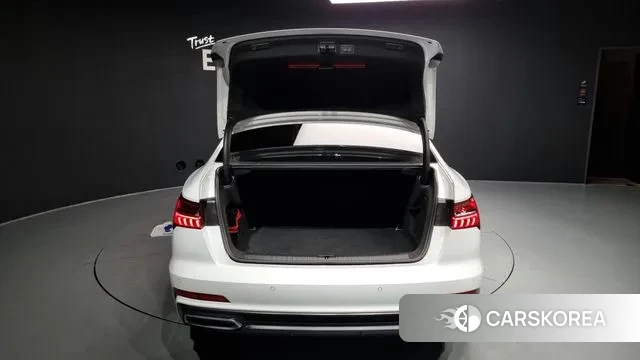 Audi A6 (C8) id 3007503 из Кореи 11