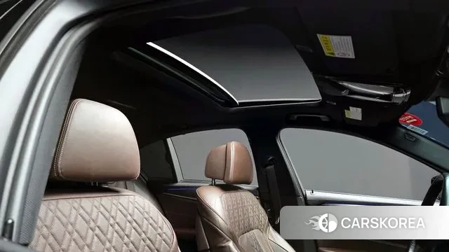 BMW 5 Series (G30) id 3330771 из Кореи 11