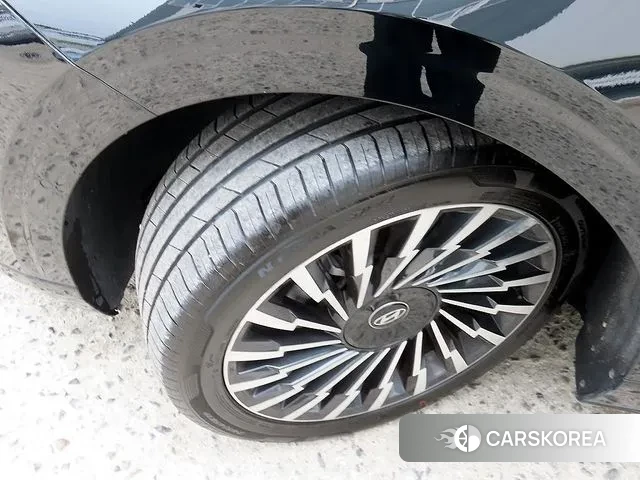 Hyundai Grandeur Hybrid (GN7) id 3770511 из Кореи 11