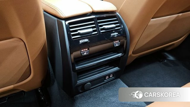 BMW 5 Series (G30) id 4337532 из Кореи 11