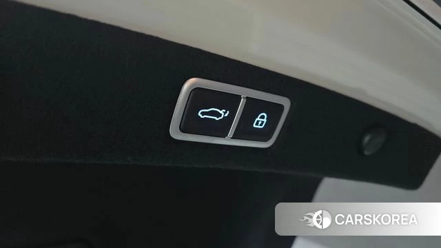 Hyundai Grandeur Hybrid (GN7) id 3841718 из Кореи 11