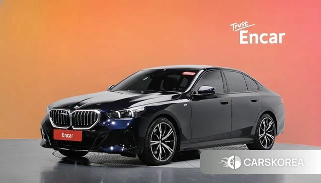 BMW 5 Series (G60) id 4617837 из Кореи 11