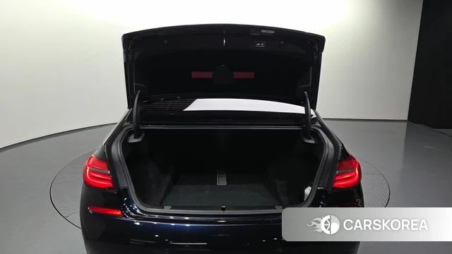 BMW 7 Series (G11) id 3893884 из Кореи 11