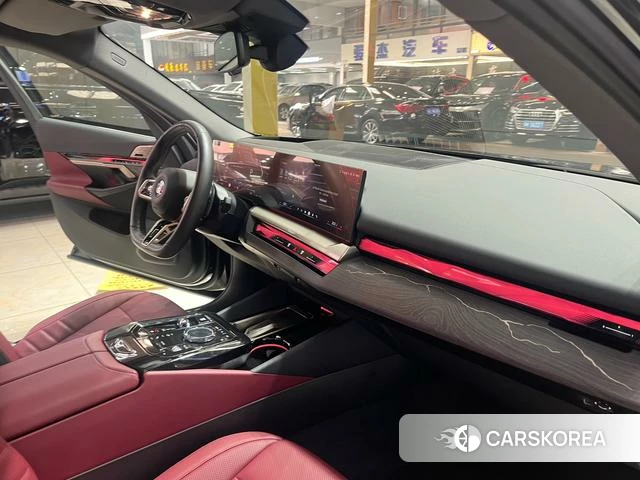 BMW 5 series id 4277171 из Китая 11