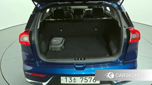 Kia Niro id 2981702 из Кореи 11