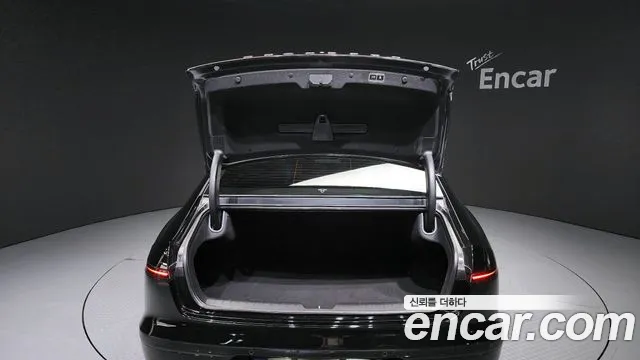 Hyundai Grandeur (GN7) id 2737216 из Кореи 11