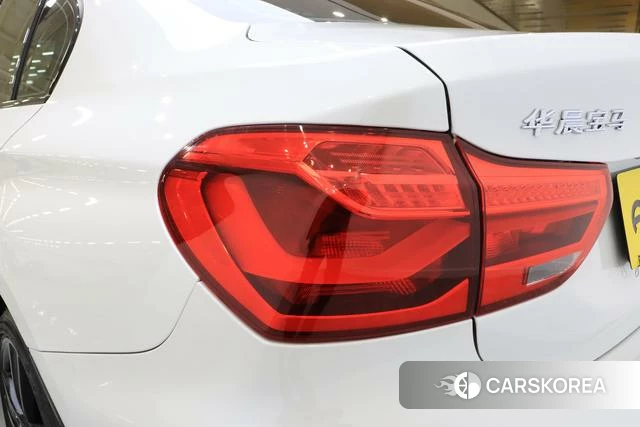 BMW 1 series id 4275757 из Китая 11