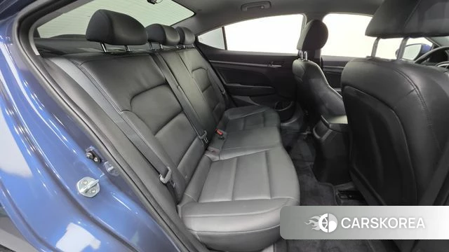 Hyundai Avante AD id 4197239 из Кореи 11