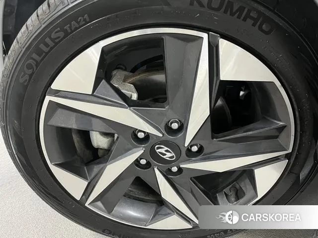 Hyundai Avante (CN7) id 3411616 из Кореи 11