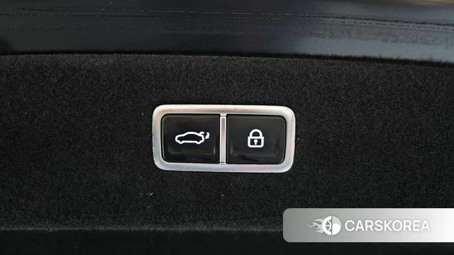 Genesis G90 (RS4) id 3851784 из Кореи 11