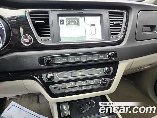 Kia The New Carnival id 2706931 из Кореи 11