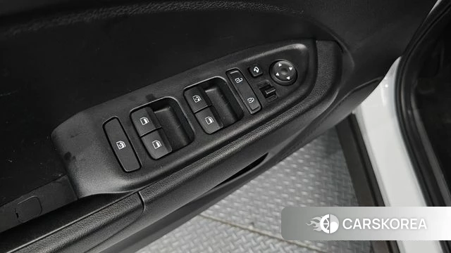 Hyundai Venue id 4402872 из Кореи 11