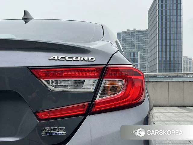 Honda Accord id 4260913 из Китая 11