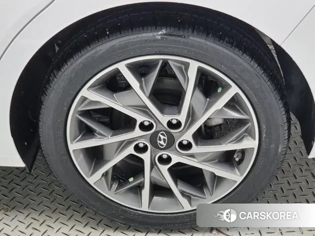 Hyundai The New Avante AD id 3449201 из Кореи 11