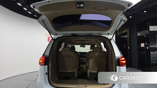 Kia The New Carnival id 4285798 из Кореи 11