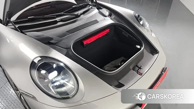 Porsche 911(992) id 3571449 из Кореи 11