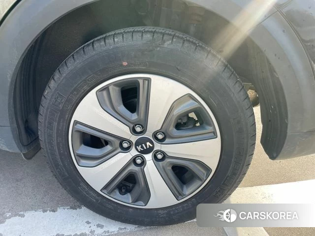 Kia The New Niro id 4203222 из Кореи 11