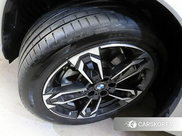 BMW iX1 (U11) id 4910867 из Кореи 11