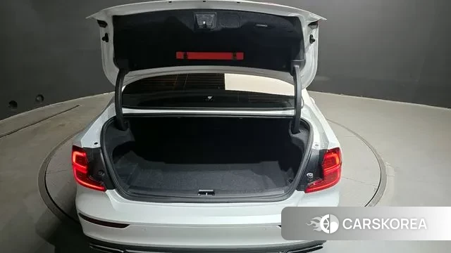 Volvo S60 3rd generation id 3690705 из Кореи 11