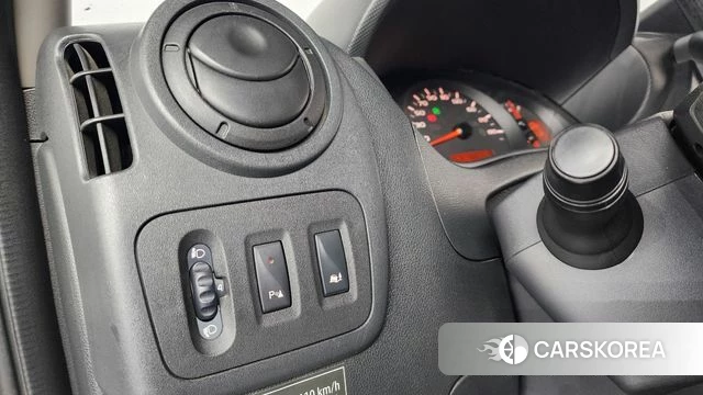 Renault Korea (Samsung) Master id 3916976 из Кореи 11