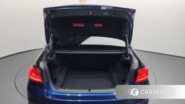 BMW 5 Series (G30) id 3558069 из Кореи 11