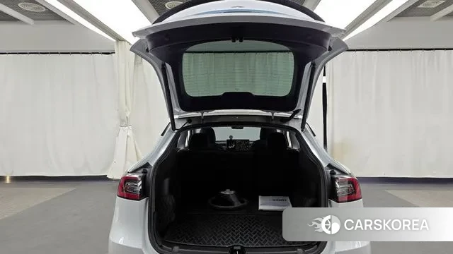 Tesla Model Y id 3463675 из Кореи 11