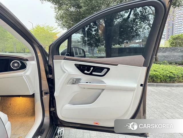 Mercedes-Benz EQE SUV id 4274222 из Китая 11
