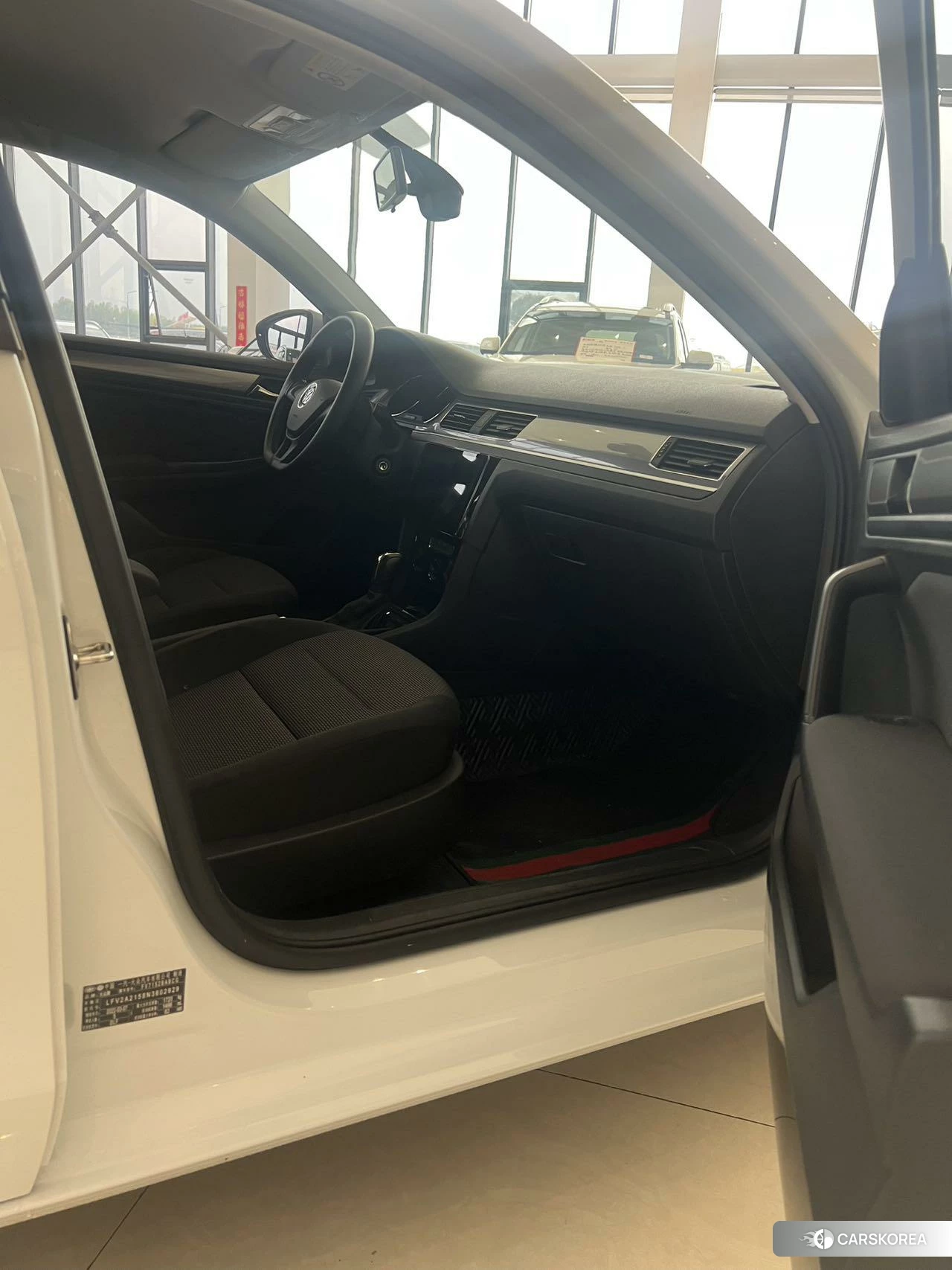 Volkswagen Bora id 4498718 из Китая 11
