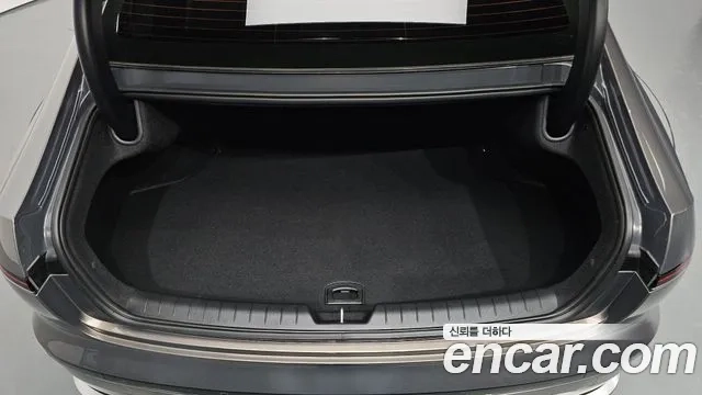 Hyundai Grandeur Hybrid (GN7) id 2943500 из Кореи 11