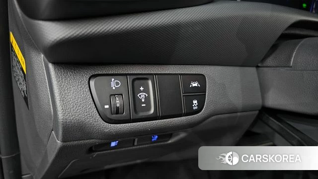 Hyundai The New Ionic Electric id 4604753 из Кореи 11