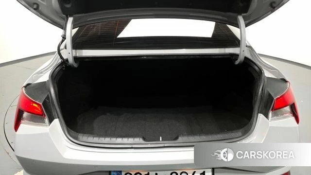 Hyundai Avante Hybrid (CN7) id 3904124 из Кореи 11