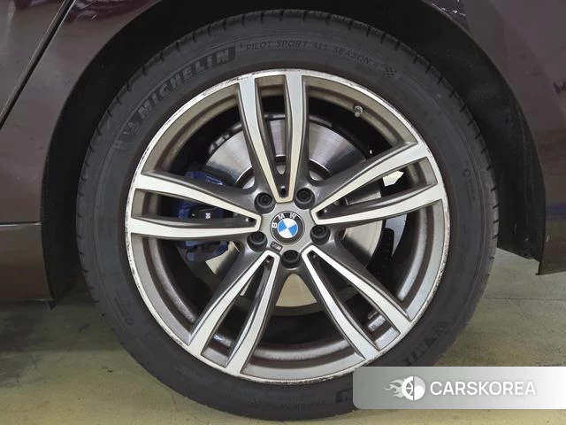 BMW 6 Series GT (G32) id 4546928 из Кореи 11