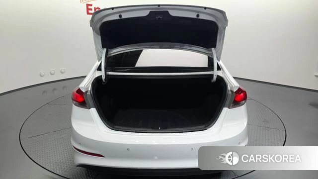 Hyundai Avante AD id 3886500 из Кореи 11