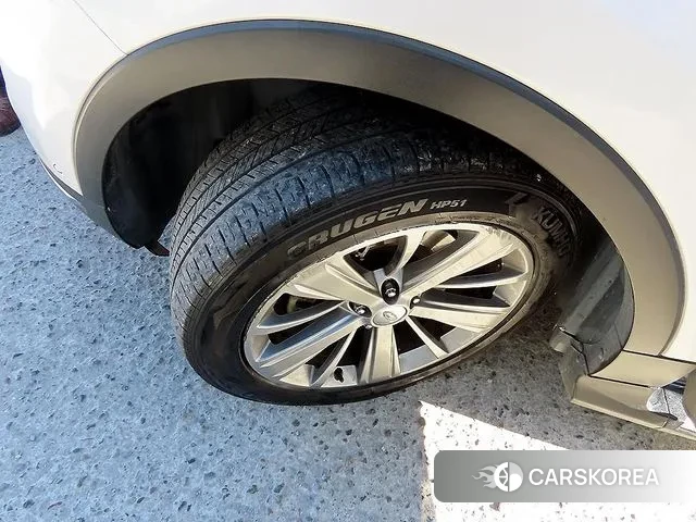 Ford Explorer id 3677639 из Кореи 11