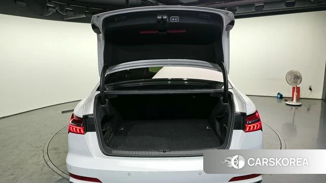 Audi A6 (C8) id 3879028 из Кореи 11