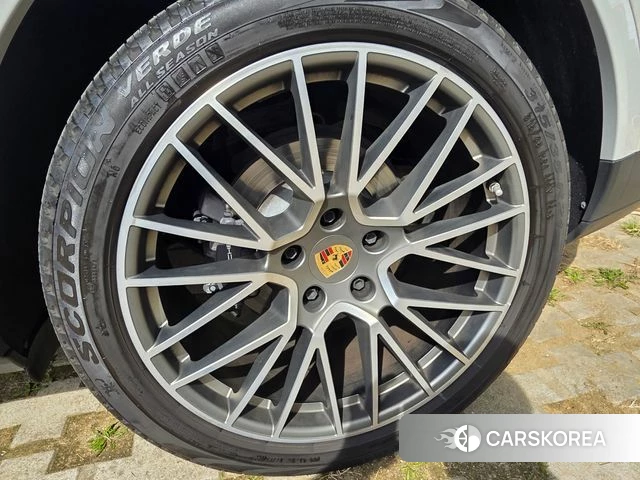 Porsche Cayenne (PO536) id 3940693 из Кореи 11