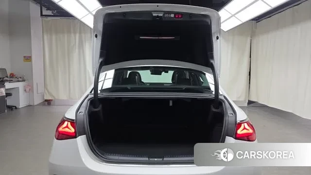 Mercedes-Benz E-Class W214 id 3528158 из Кореи 11