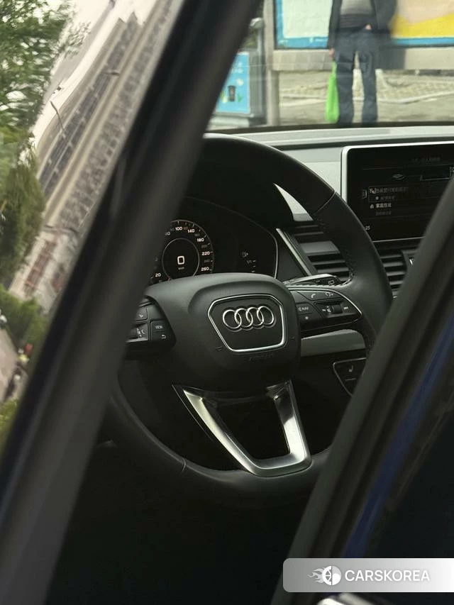 Audi Q5L id 4380363 из Китая 11