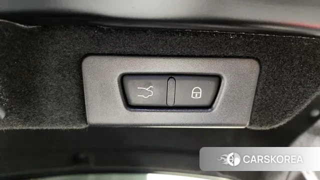 Maserati Quattroporte id 2375140 из Кореи 11