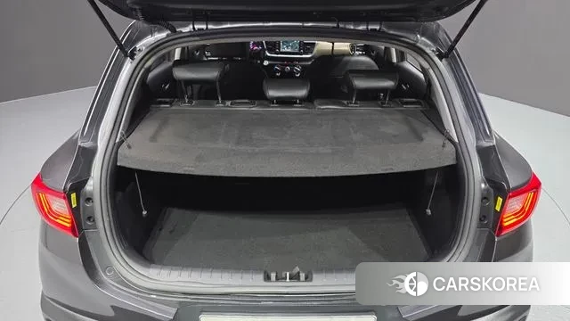 Kia Stonic id 3499841 из Кореи 11