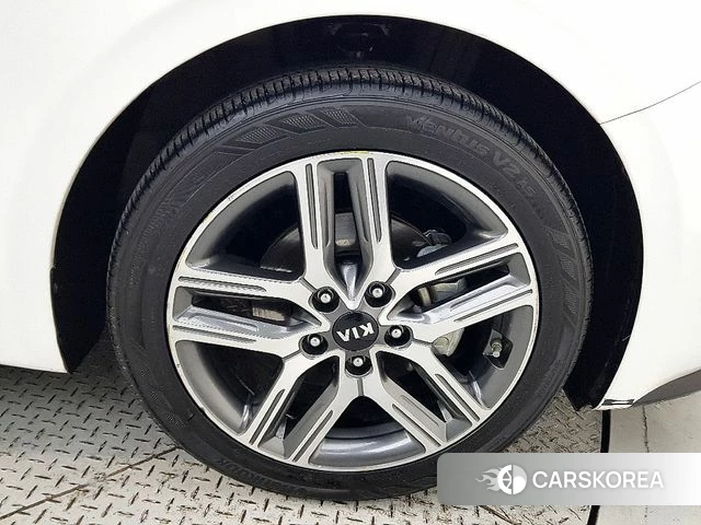 Kia Come New K3 id 3833834 из Кореи 11