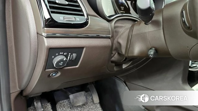 Jeep Grand Cherokee id 4416711 из Кореи 11