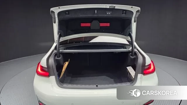 BMW 3 Series (G20) id 3383918 из Кореи 11